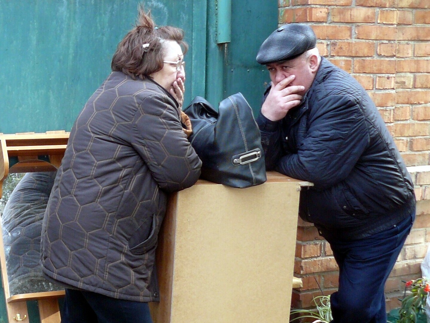 Могут ли приставы наложить арест на единственное жилье?