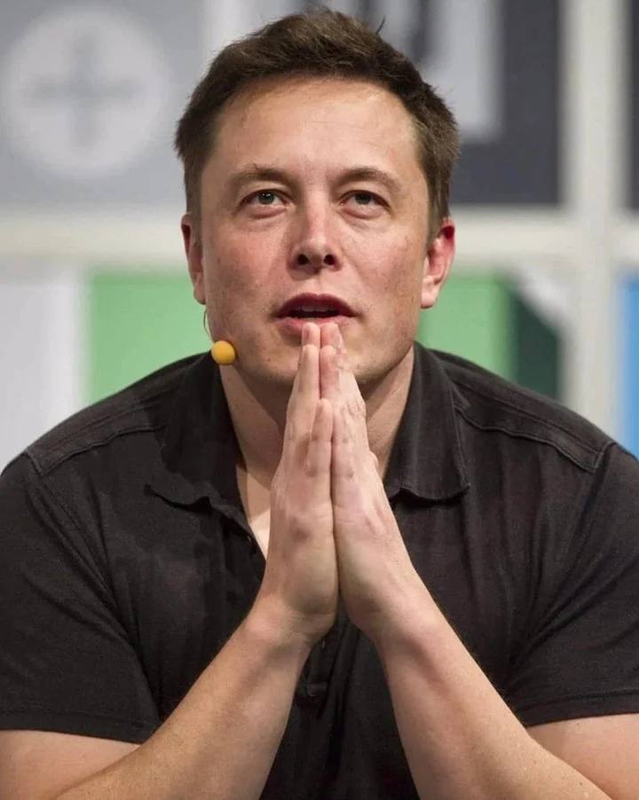 Илон Маск занял первое место в рейтинге миллиардеров Forbes