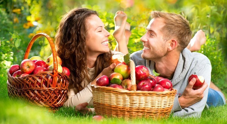 Продлить жизнь , съедая в день по одному яблоку