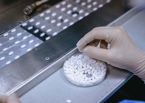 Минздрав РФ зарегистрировал новый препарат от коронавируса