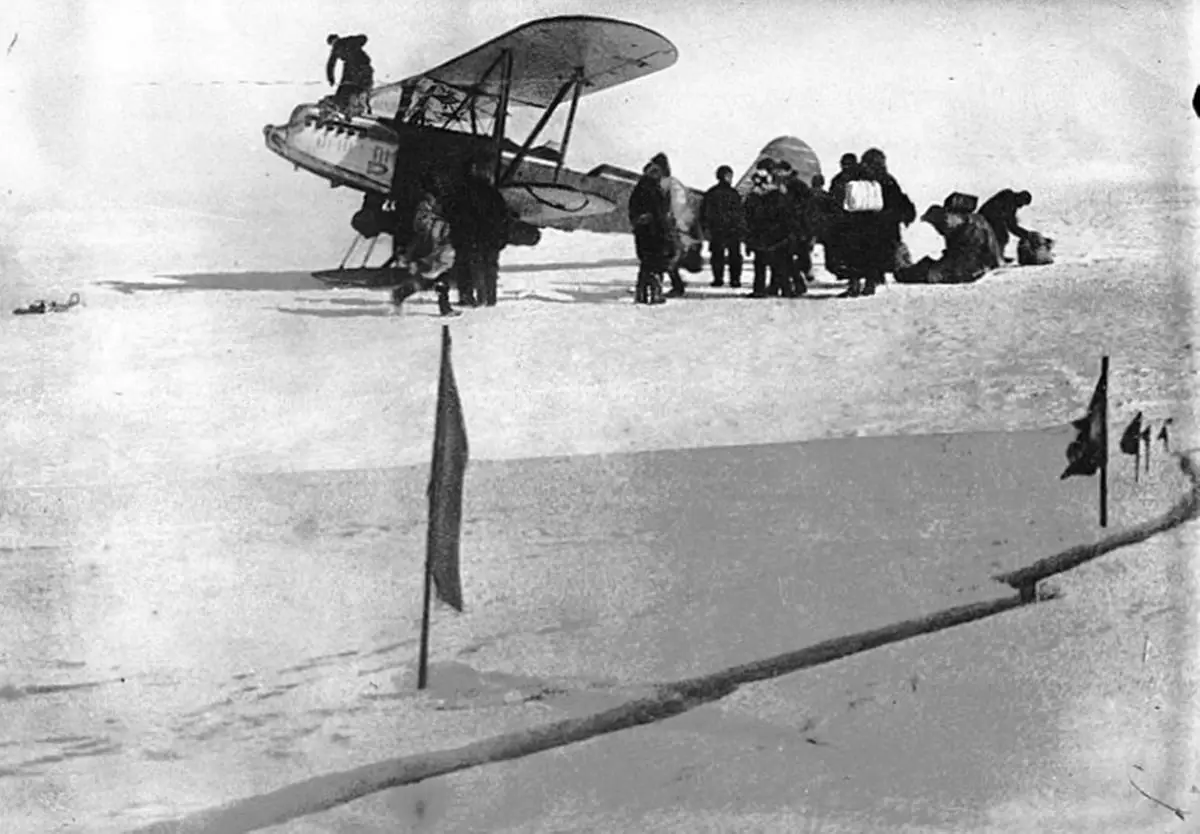 Чем в СССР были знамениты челюскинцы?