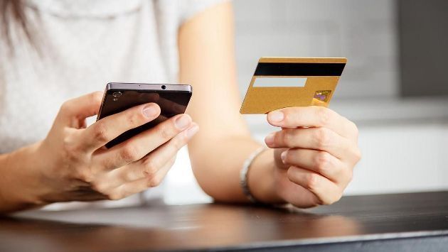 Как защитить от списания приставами прожиточный минимум: Какой счет можно защитить от списания? Кто не сможет защитить свои средства от списания? 