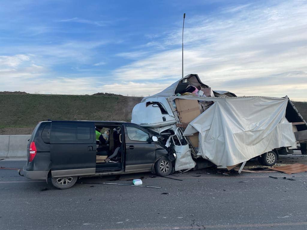 Виновный в ДТП жив, невиновные - погибли