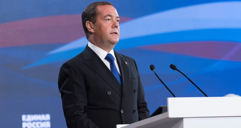 Дмитрий Медведев: «Европейцы плюнули на все свои «незыблемые ценности» ради США