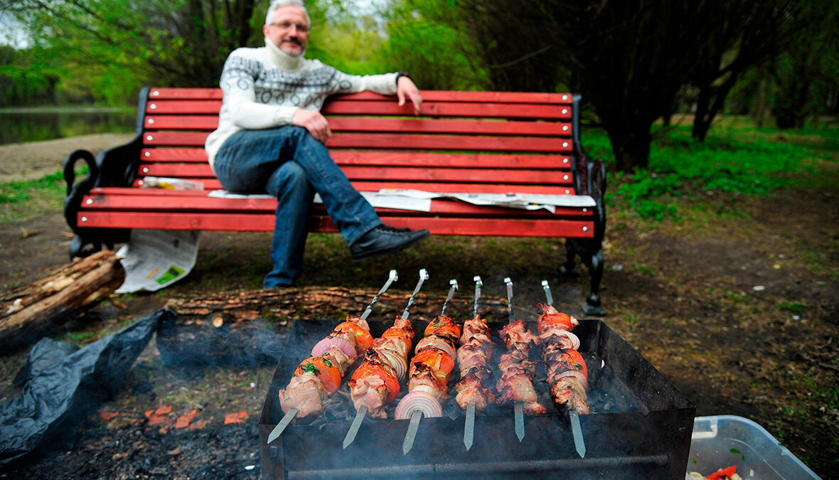 Майские выходные 2022: сколько дней отдыхают россияне с учетом праздников в честь 1 и 9 мая по данным Правительства РФ