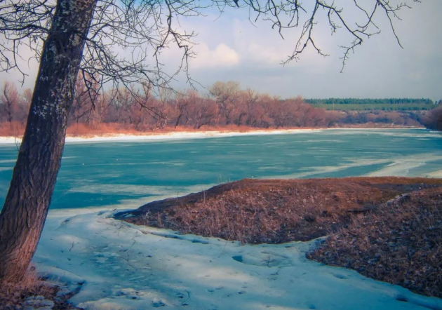 Опасный весенний лёд