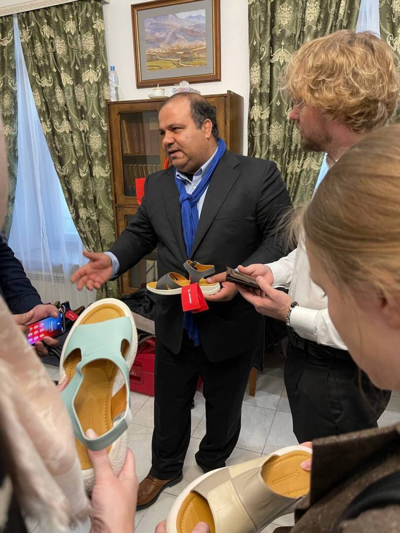 Стало известно, как будут выглядеть иранские «шмотки», которыми могут заменить санкционные бренды