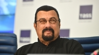 Юбилей Стивена Сигала в Москве обидел Украину