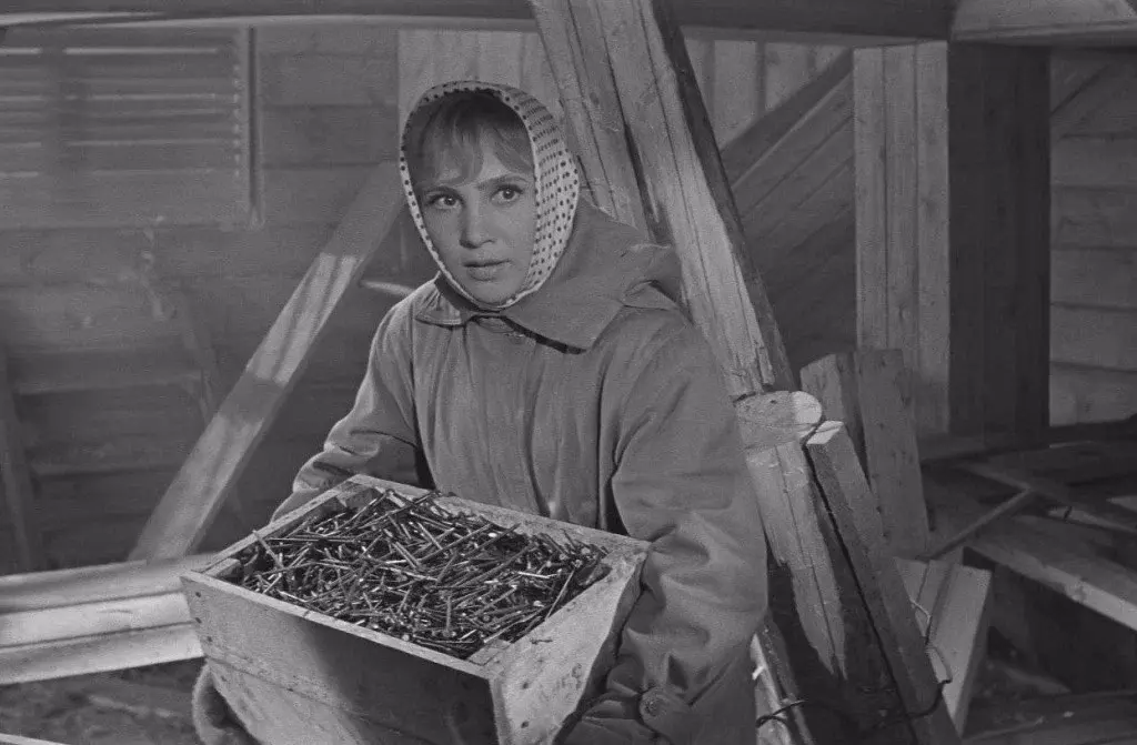 Что легче : килограмм ваты или килограмм железа?