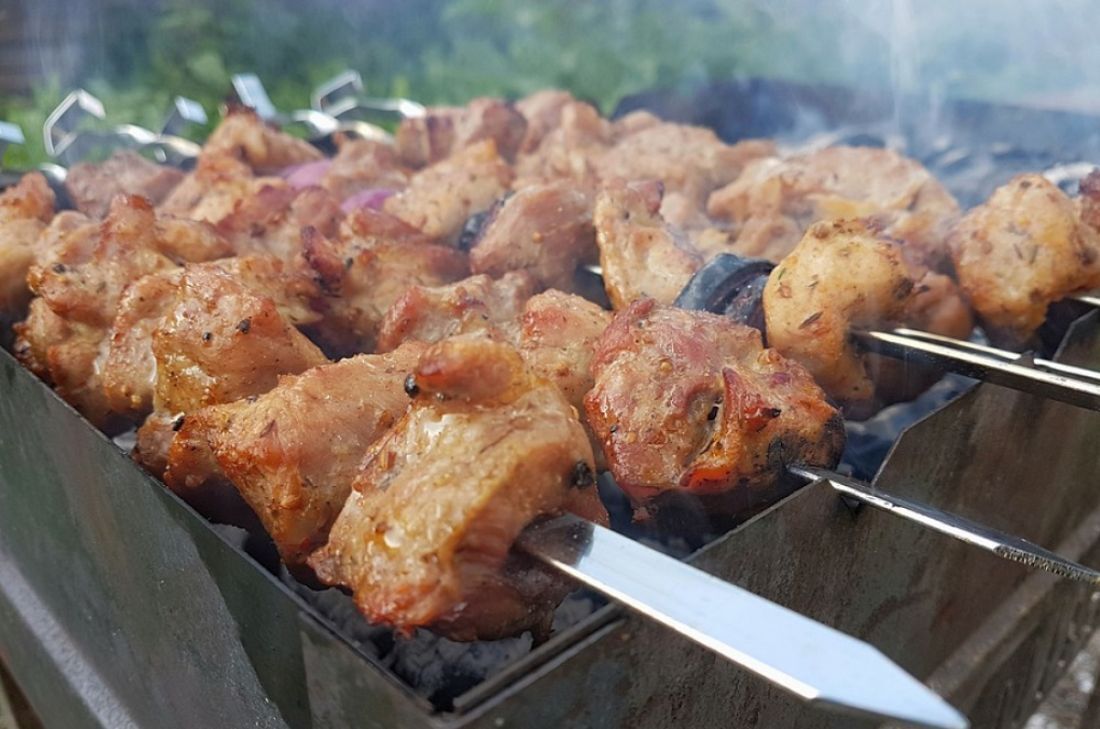 Как отдыхаем и работаем в майские праздники 2022 года