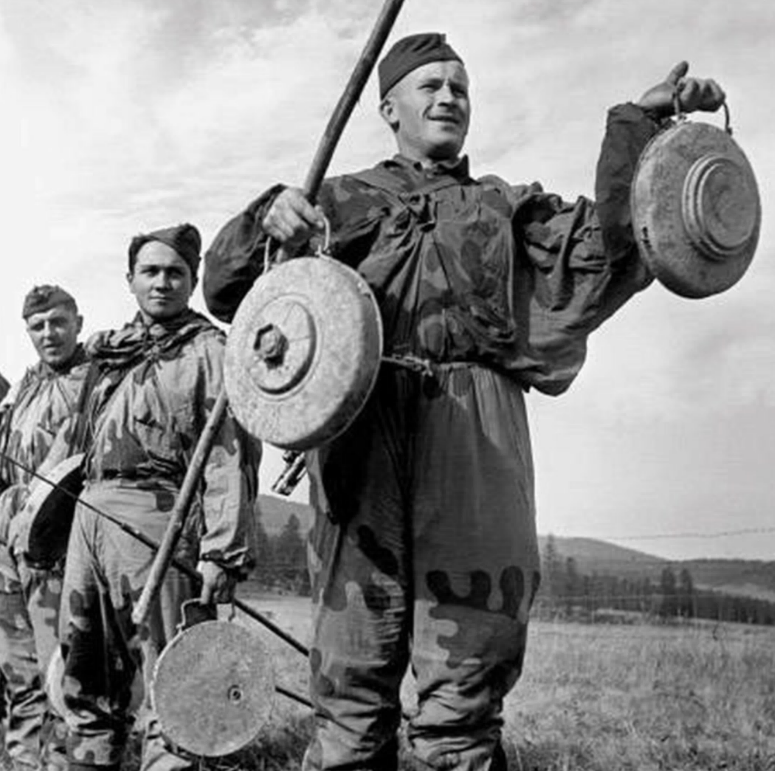 Провал во времени. В 1983 году женщина переместилась в август 1943 года