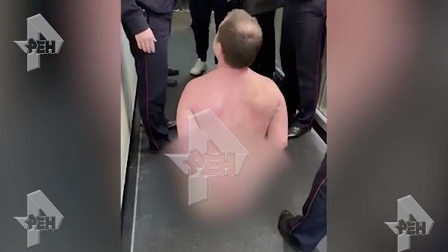 Шокирующая жестокость полиции: неизлечимо больного инвалида избили и арестовали из-за пустяка — оголил зад. Что толкнуло мужика на этот поступок?