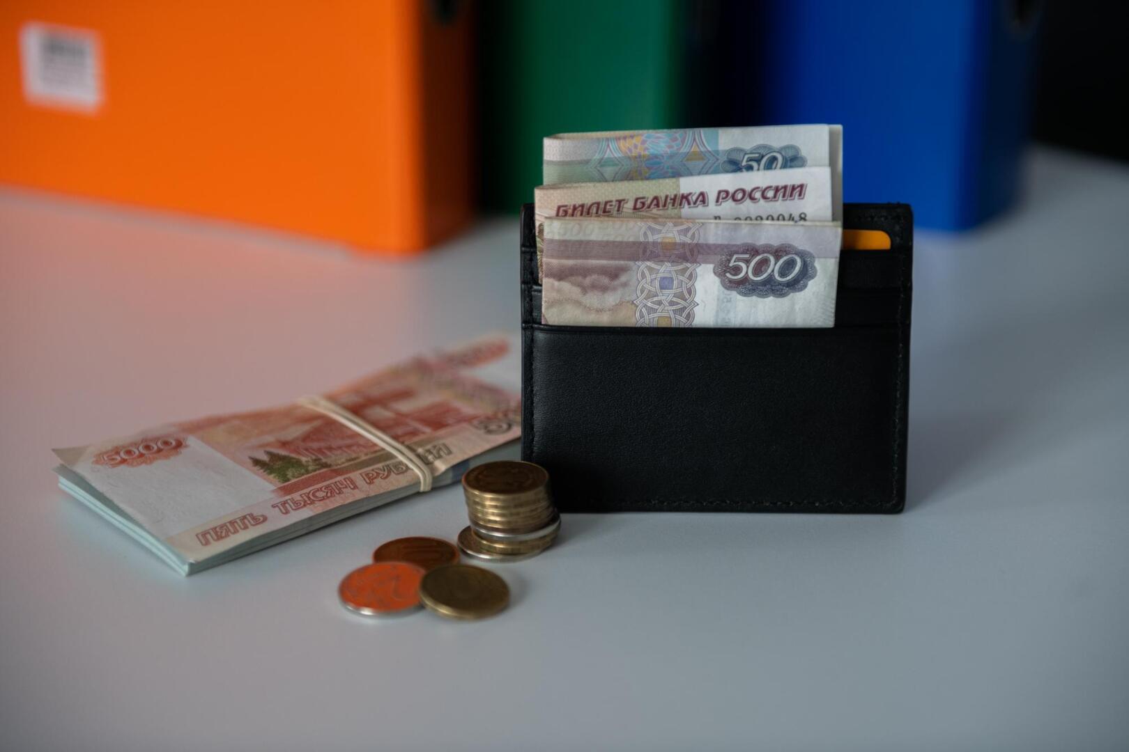 «Денег нет, банки требуют вернуть долг за умершего, как быть?»: как получить наследство, если не можешь оплатить госпошлину