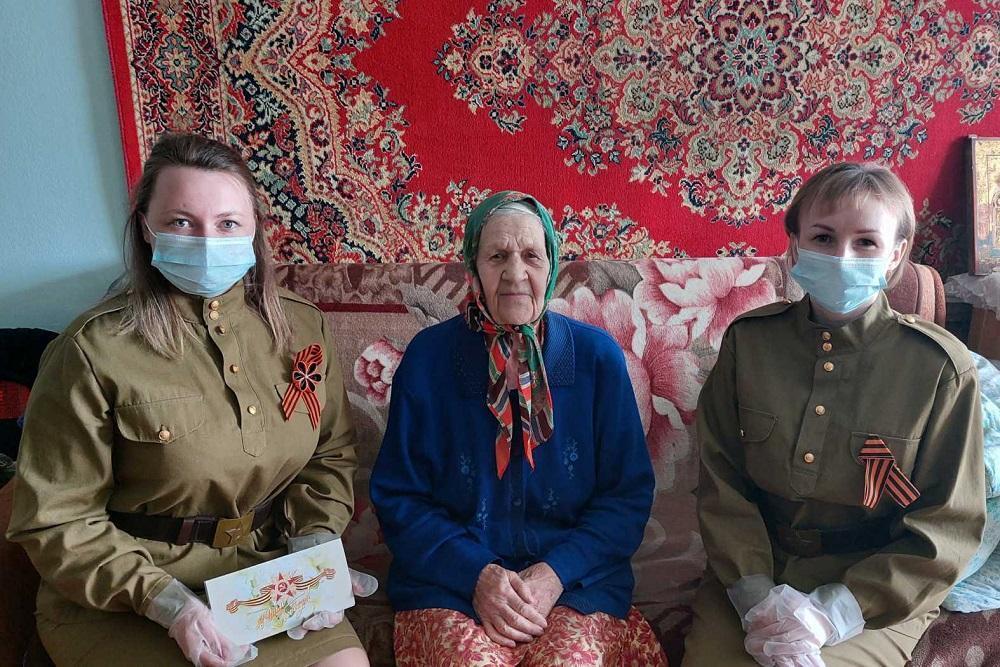 Новые выплаты пенсионерам по 25 000 рублей, 15 000 рублей в мае 2022 и по 10 000 рублей в апреле 2022: кто получит деньги, указ подписан