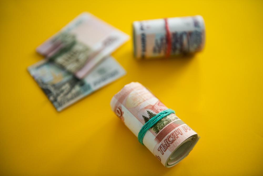 «Денег нет, банки требуют вернуть долг за умершего, как быть?»: как получить наследство, если не можешь оплатить госпошлину