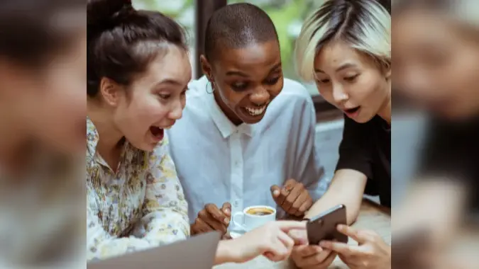 Анонс от WhatsApp - удобная функция «сообщества»