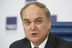 Российский посол призвал США «перестать размахивать санкционной дубиной»
