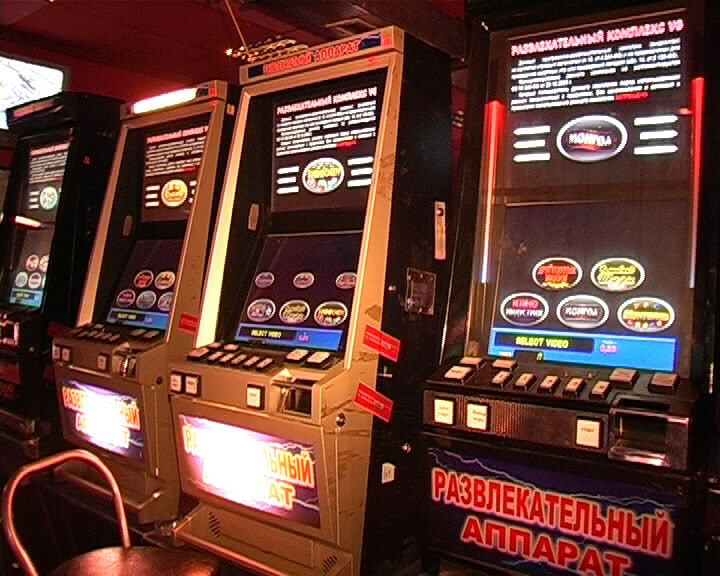 Пусть Кремль стоит, а рубль дорожает...