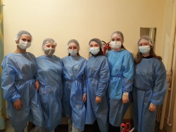 КГБУЗ "Черниговская ЦРБ" сообщает - 14 апреля провели "День открытых дверей" Нас посетили выпускники школ Черниговского района