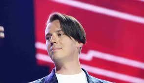 Западники бегут из России 19.04 20022