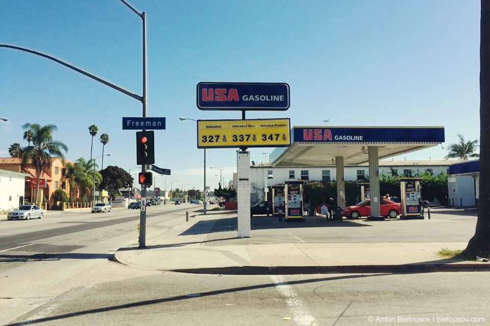 Отморозок избил и ограбил 72-летнюю бабушку. Он не учёл одного... Настигнет ли карма злодея?