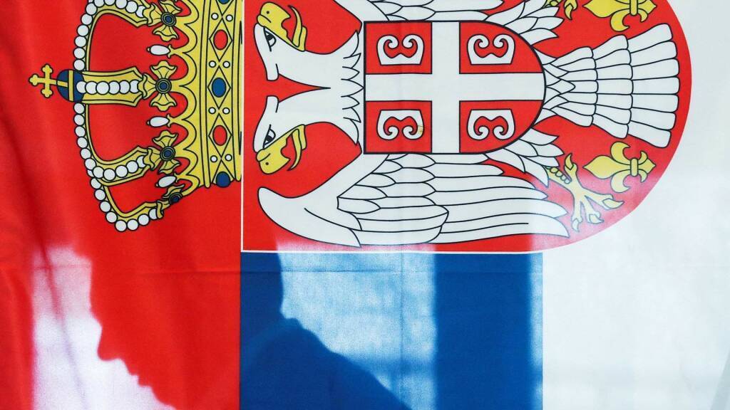 Сербия. Ни вашим, ни нашим