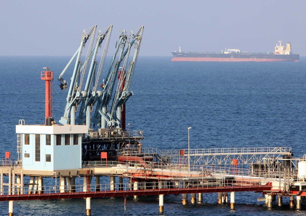 В нефтяной блокаде Ливии ищут руку России