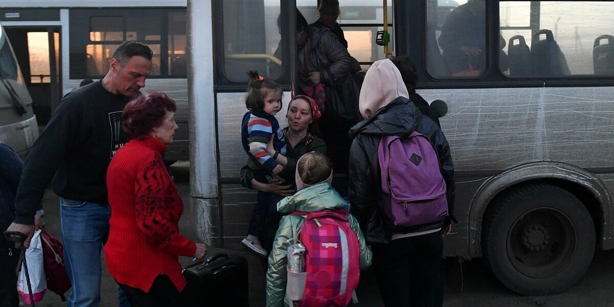 Общая беда: помощь беженцам из Донбасса и с Украины.