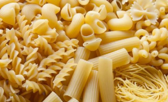 Какие продукты пора закупить впрок уже сегодня: эксперты советуют. Эти 7 продуктов можно хранить годами