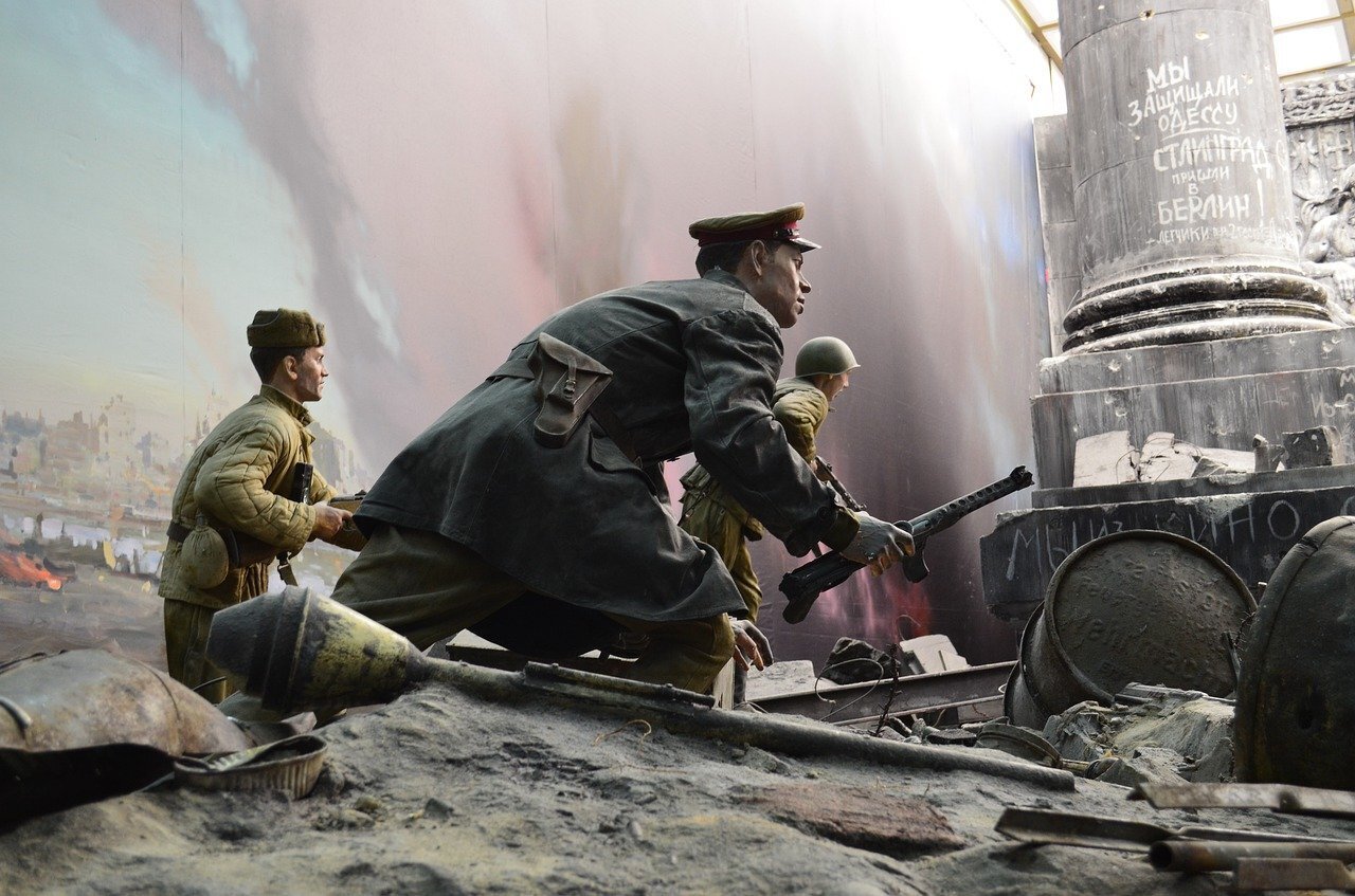 Европа вновь «кинжалы точит»...