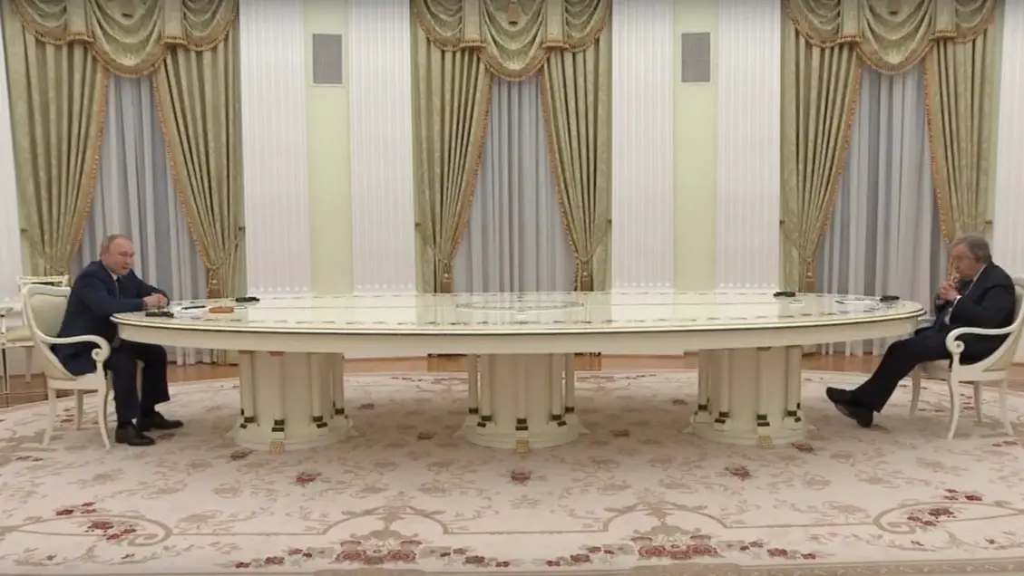 Путин В.В: В Мариуполе в плен сдались 1300 украинцев, а по факту еще больше. Боевые действия там прекращены, хочется, отменить, сдать