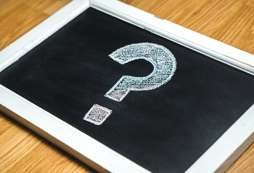 Является ли отсутствие даты и номера в документе основанием для исключения акта из материалов дела об административном правонарушении?