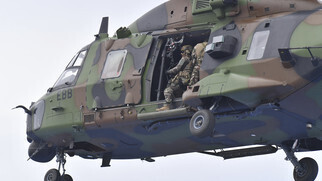 Война с НАТО? Французкий спецназ прибыл на Украину