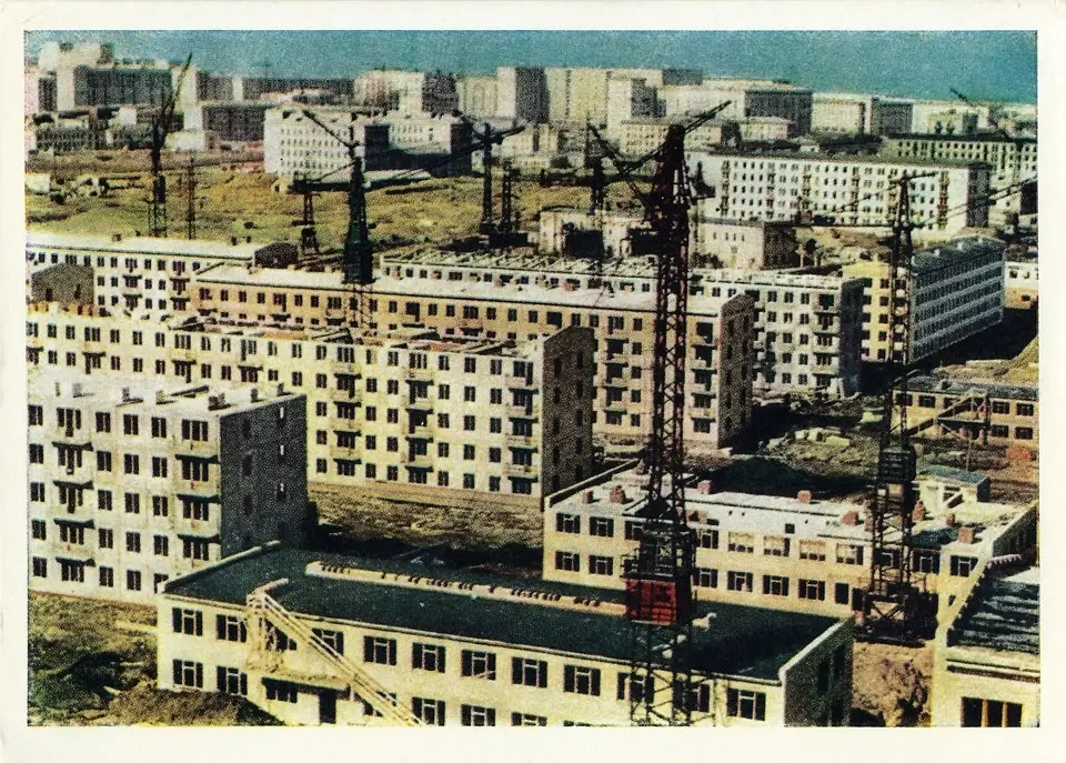 Чей период правления в СССР назван "Застой"?