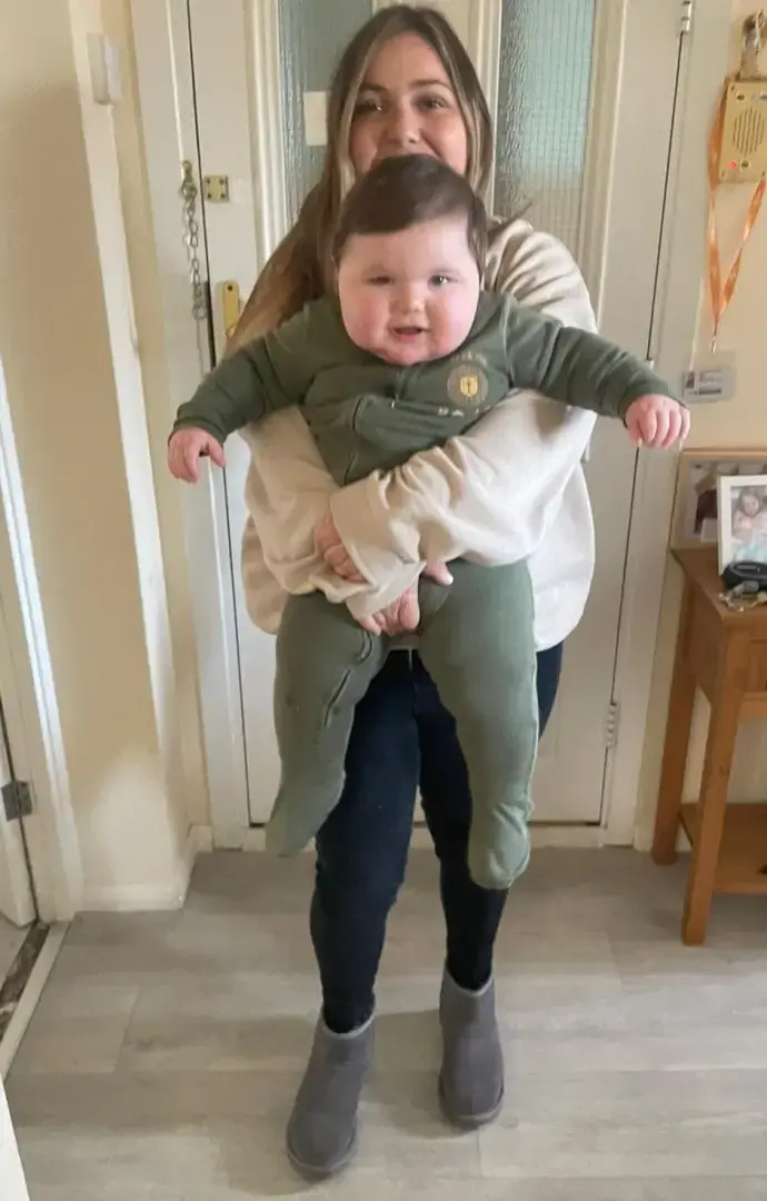 Внебрачный сын Оксимирона: 11-месячный младенец весит как 3-летний. Что это — природная аномалия или мутация под влиянием русского рэпа?