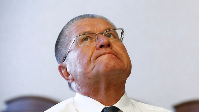 Суд разрешил Улюкаеву выйти по УДО