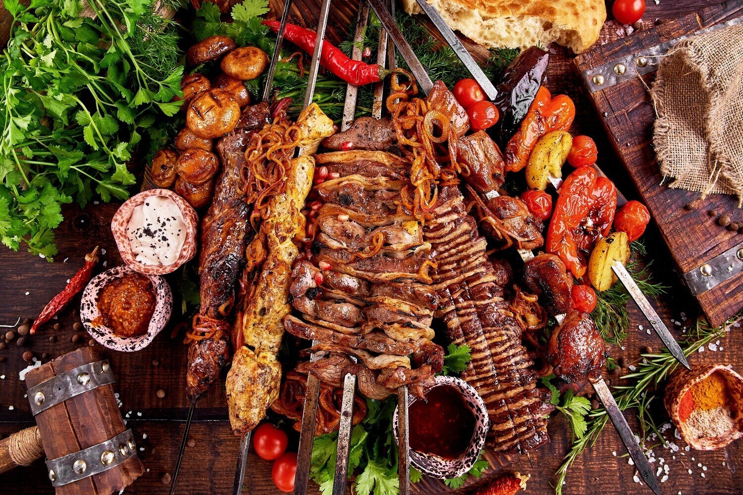 Кто уже поел шашлычка сегодня? Приятного аппетита!