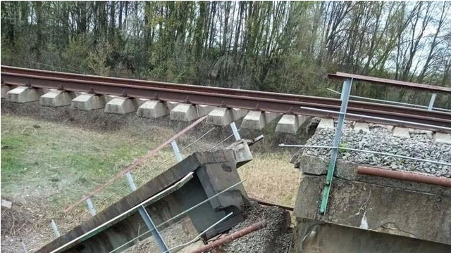 СК завел дело по статье «Теракт» после подрыва моста в Курской области