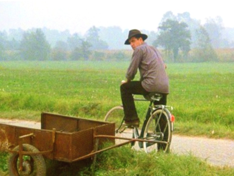 В какой вымышленной итальянской деревне, недалеко от городов Вогера и Портофино, происходит действие фильма "Укрощение строптивого»?