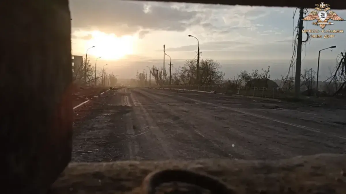 Работница «Азовстали» сообщила о наемнике-генерале, который лично связывается с Зеленским.