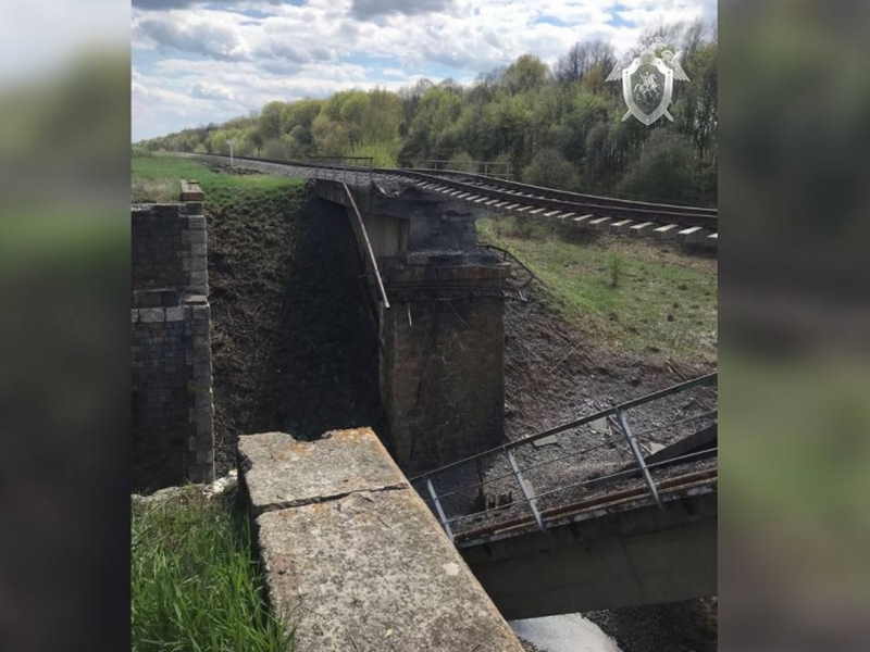 СК завел дело по статье «Теракт» после подрыва моста в Курской области