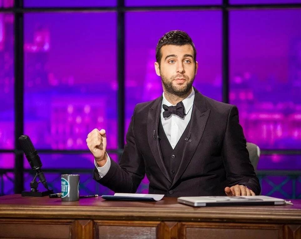 «Большой патриот» Иван Ургант анонсировал гастроли по трем городам в Германии. Артист выступит в Дортмунде, Оффенбахе