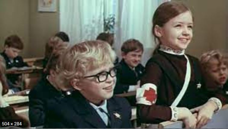 Какой кадр лишний? (4)