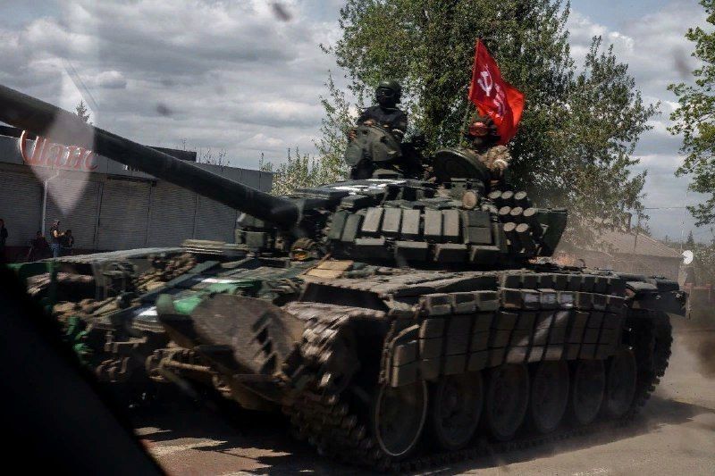 Верните ленинское знамя!