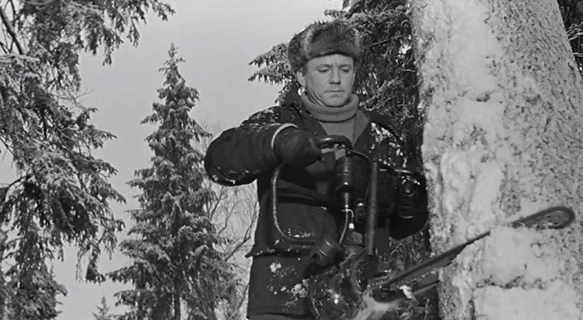 Имя бригадира лесорубов, конкурента бригады Ильи Ковригина?