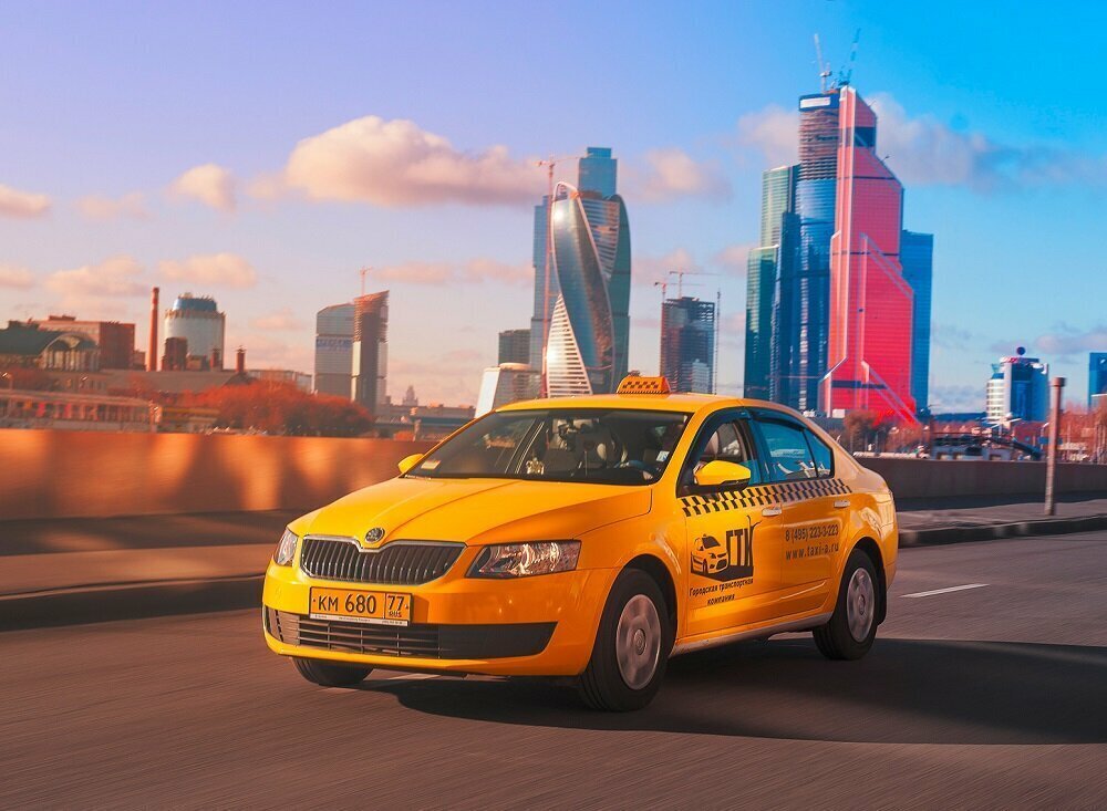 Так то таксистом приходится не сладко