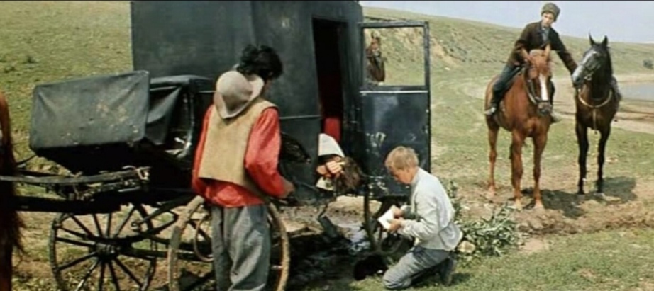 Имя кума Гната Бурнаша, к которому был отправлен его сын? Об этом было написано в письме.