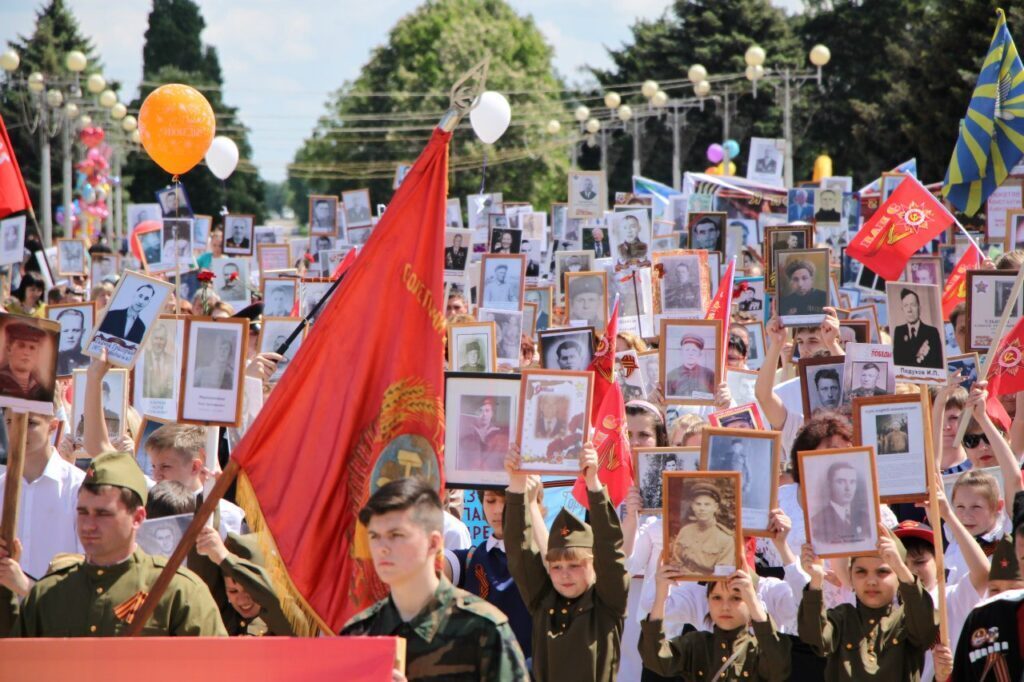 Прямая трансляция Победного салюта 9 мая из Москвы – все площадки и как увидеть онлайн Программа мероприятий на 9 мая