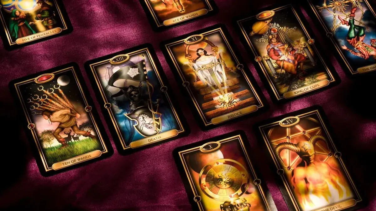 Еженедельное чтение карты Таро для каждого по дате рождения с 9 по 15 мая 2022 года