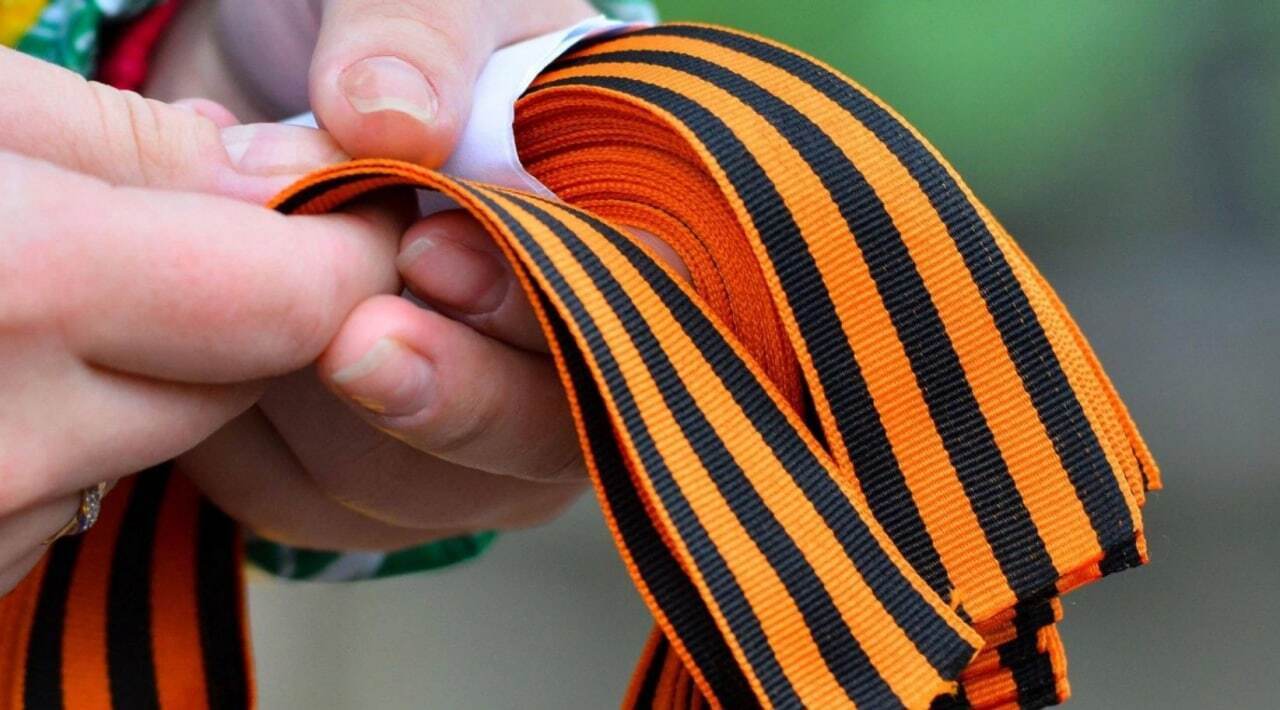 ◾️ Полиция Молдовы выписала 103 штрафа за ношение георгиевской ленты в ходе многотысячного Марша Победы в Кишиневе.